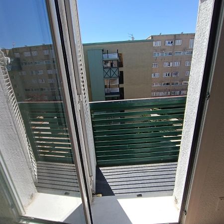 Amplia Habitacion En Vivienda Duplex Мадрид Екстериор снимка