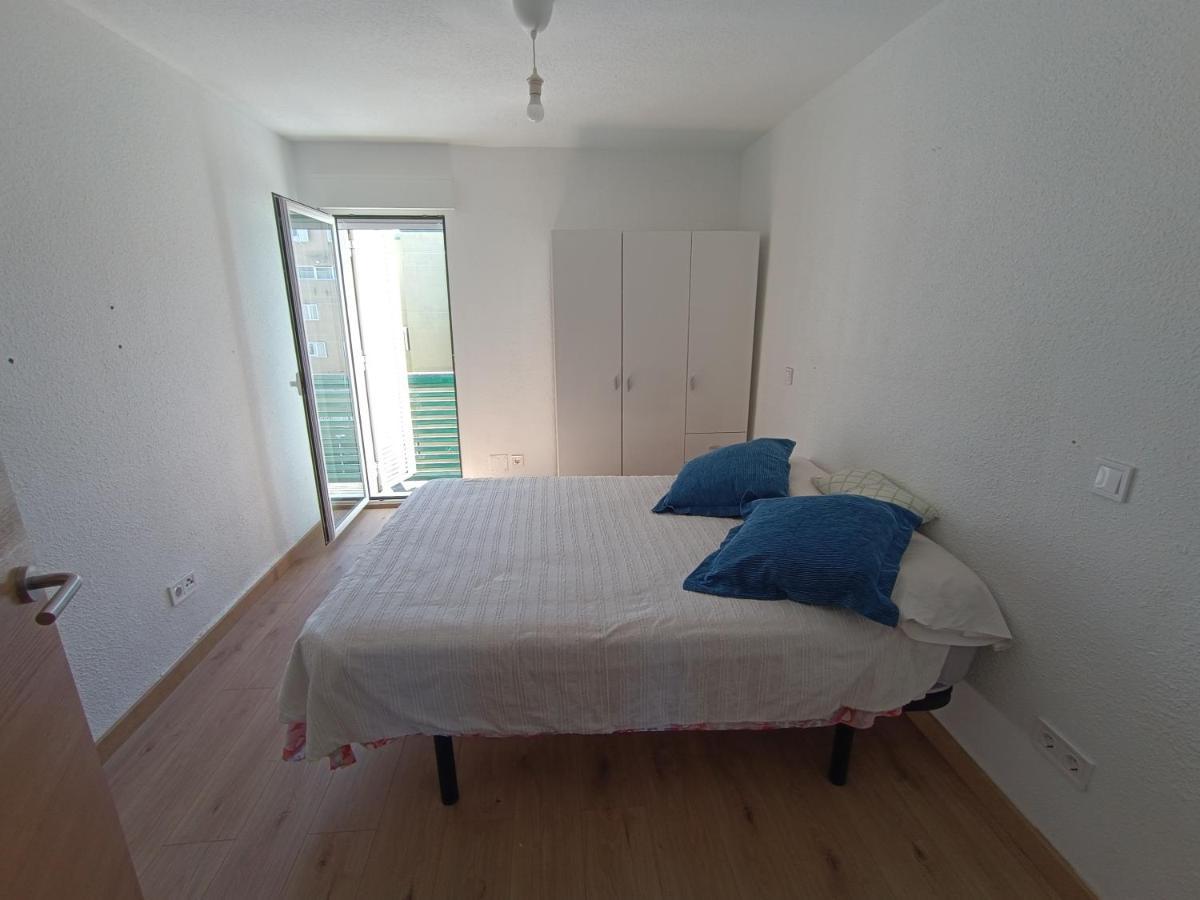 Amplia Habitacion En Vivienda Duplex Мадрид Екстериор снимка